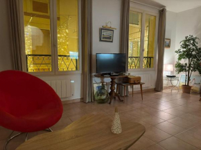 Sanary appartement 2-4 personnes à deux pas du port
